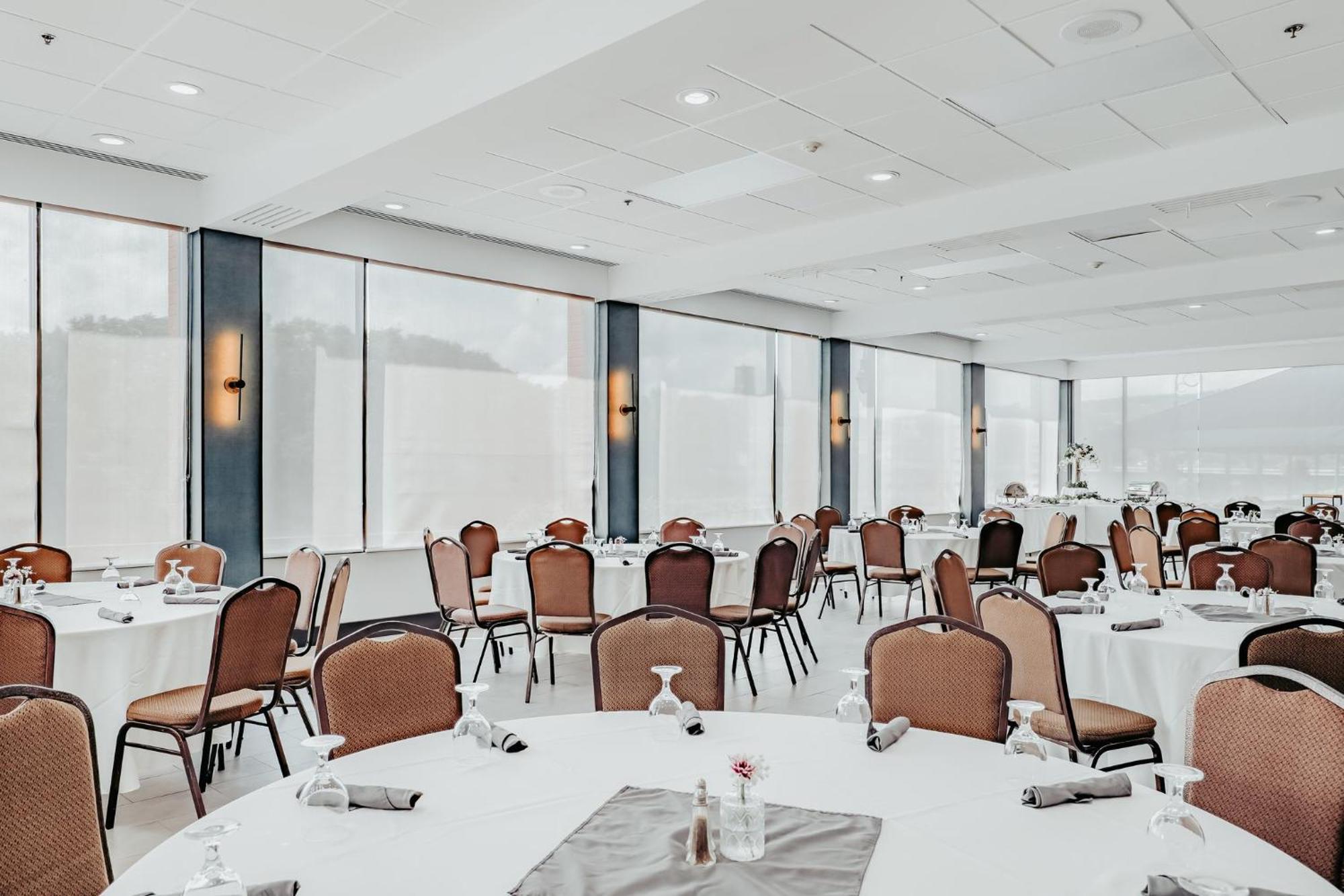 Holiday Inn Binghamton-Downtown Hawley Street By Ihg Exterior foto